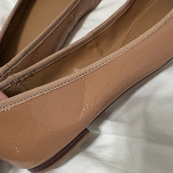 Banana Republic Factory Tan Patient Leather Flats Size 8 NWT - Picture 4 of 7